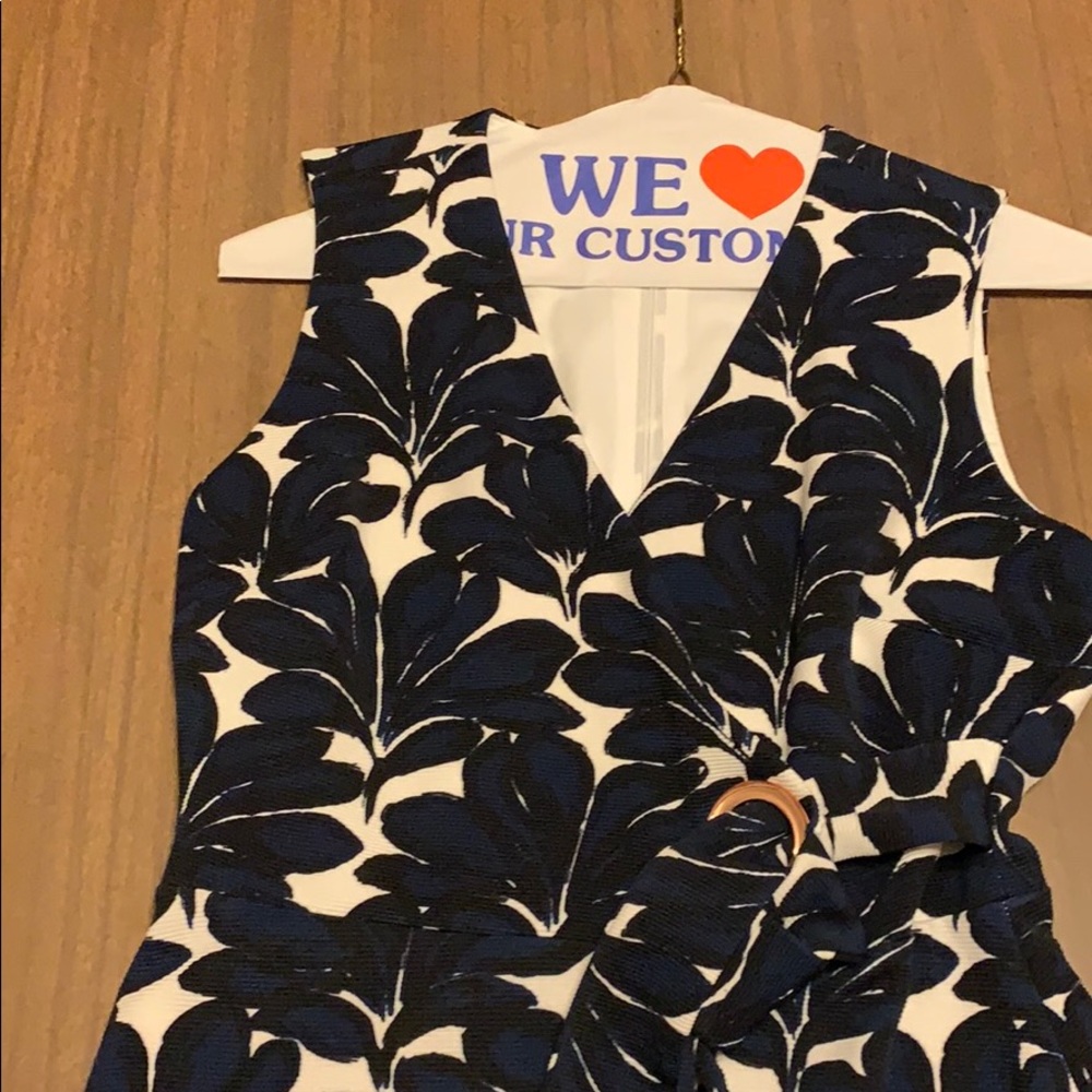 Ivanka Trump sleeveless wrap dress navy size 2